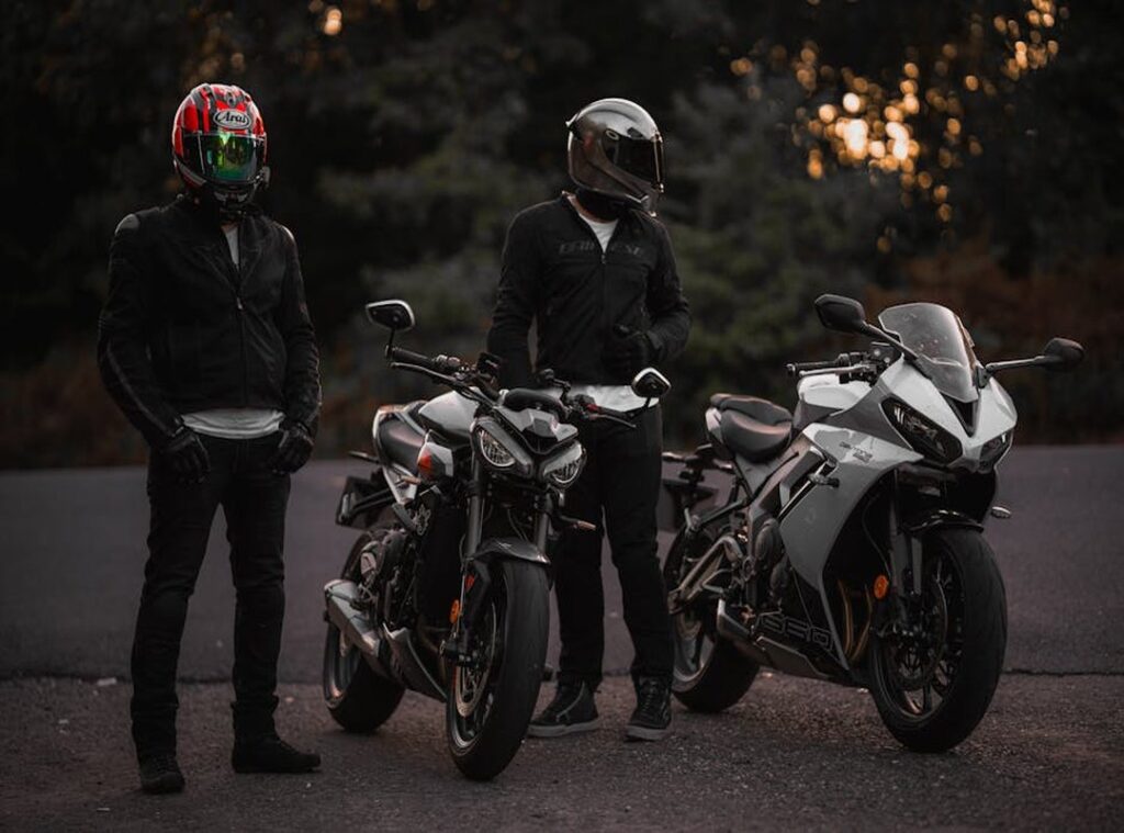 Best Dual Helmets 2022 Fmbmotogear