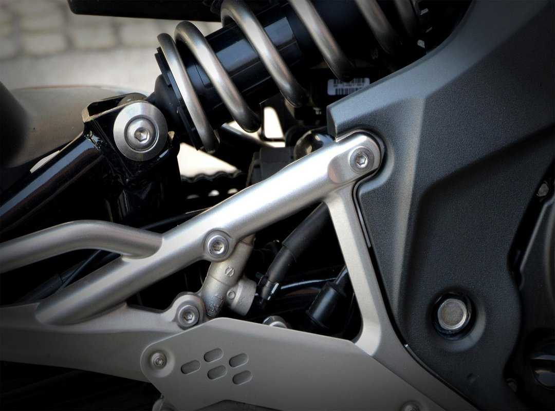 motorcycle suspension systems